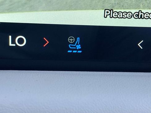 New 2025 Lincoln Aviator AWD w/ Equipment Group 101A image 26