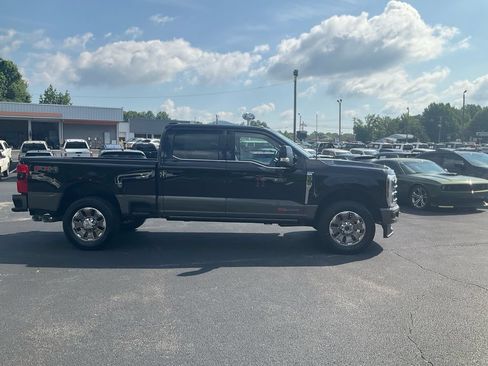 New 2026 Ford F350 King Ranch w/ FX4 Off-Road Package AWD/4WD image 4
