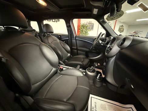 Used 2012 MINI Cooper Countryman S w/ Premium Pkg image 11