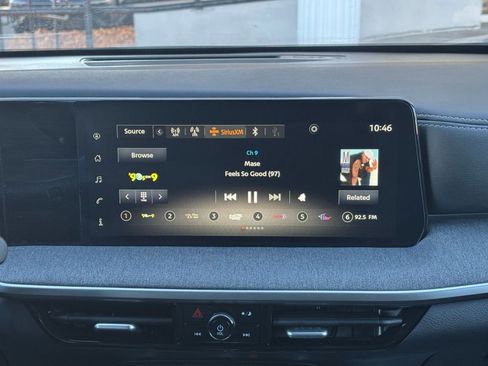 Used 2025 Nissan Kicks SV image 18