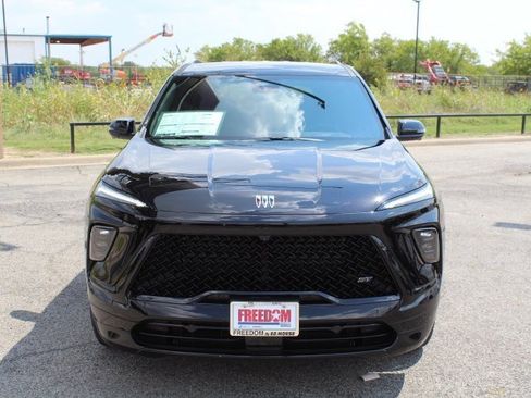 New 2026 Buick Enclave Sport Touring image 8