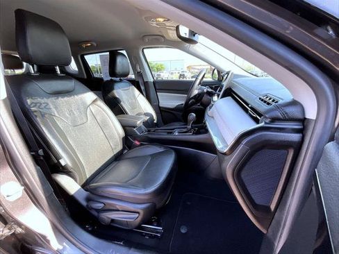 Certified 2022 Jeep Compass Limited AWD/4WD image 16