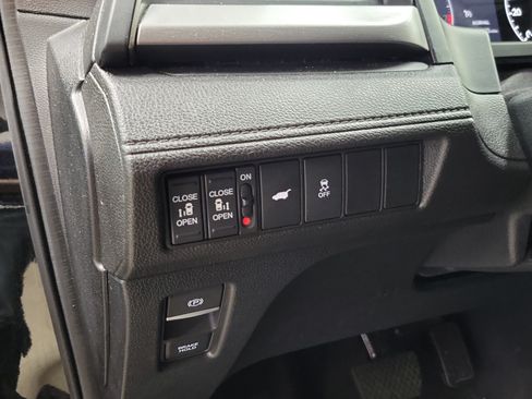Used 2025 Honda Odyssey EX-L image 22
