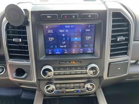 Used 2020 Ford Expedition XLT w/ Equipment Group 202A RWD image 21
