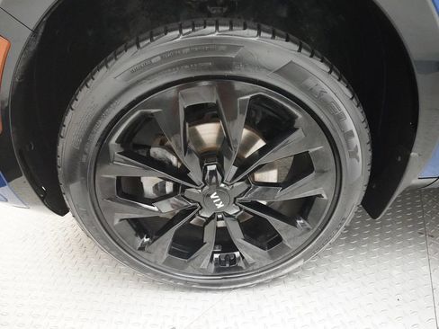 Used 2021 Kia Sorento EX AWD/4WD image 25