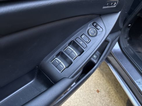 Used 2021 Honda Accord Touring image 15