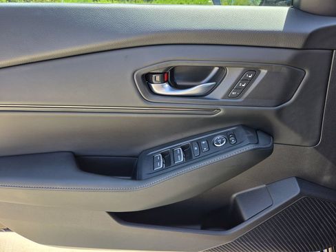 Certified 2025 Honda Accord Sport image 16
