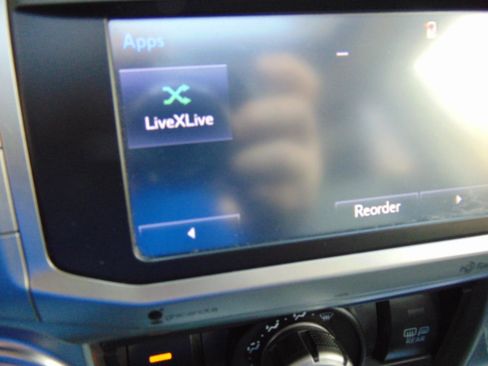 Used 2015 Toyota 4Runner SR5 Premium image 42