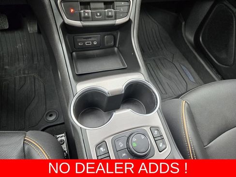 Used 2023 GMC Terrain AT4 image 18