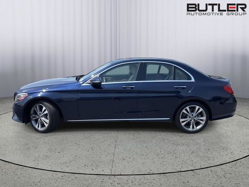 Used 2019 Mercedes-Benz C 300 Sedan image 2