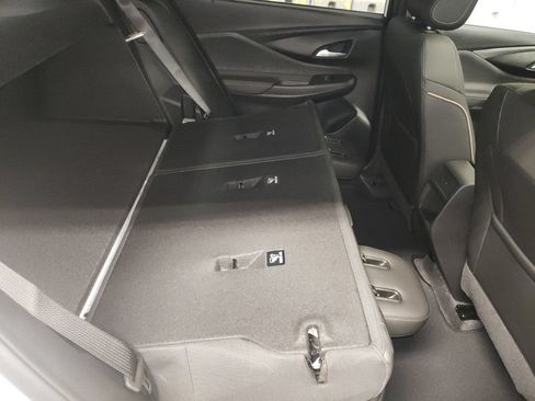 New 2026 Buick Envista Avenir FWD image 12