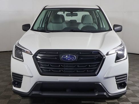 Used 2023 Subaru Forester AWD/4WD image 8
