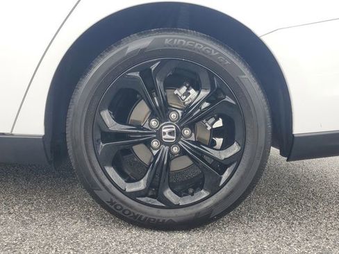 Certified 2025 Honda Accord SE image 7