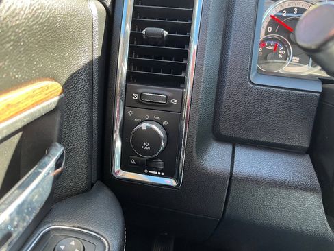 Used 2014 RAM 1500 Laramie w/ Convenience Group image 60