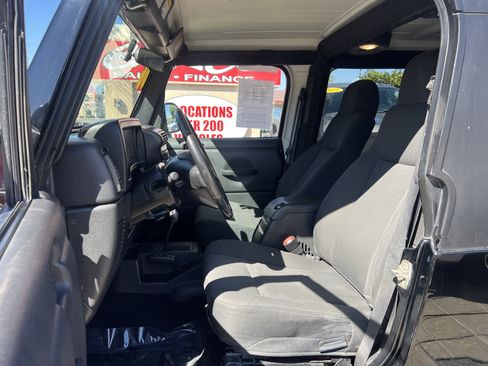 Used 2006 Jeep Wrangler Unlimited image 14