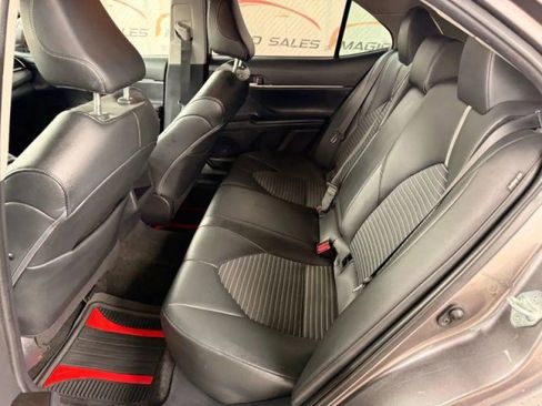 Used 2022 Toyota Camry SE FWD image 16