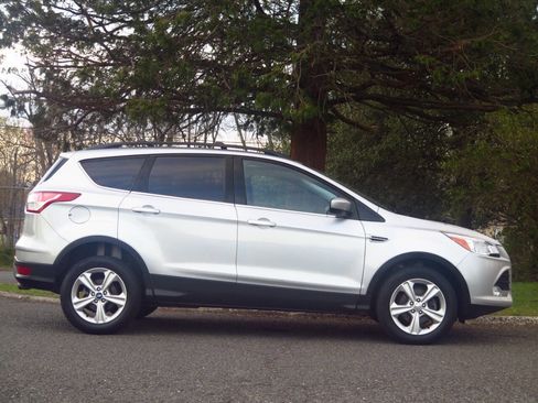 Used 2013 Ford Escape SE image 5
