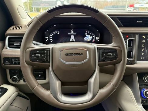 Used 2024 GMC Yukon XL Denali w/ Advanced Technology Package image 65