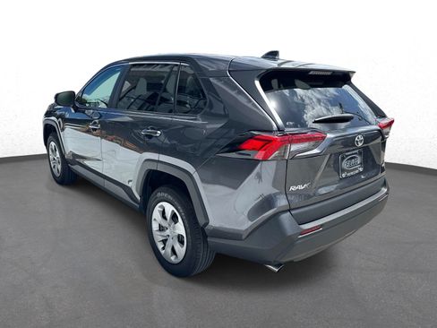 Used 2023 Toyota RAV4 LE AWD/4WD image 5