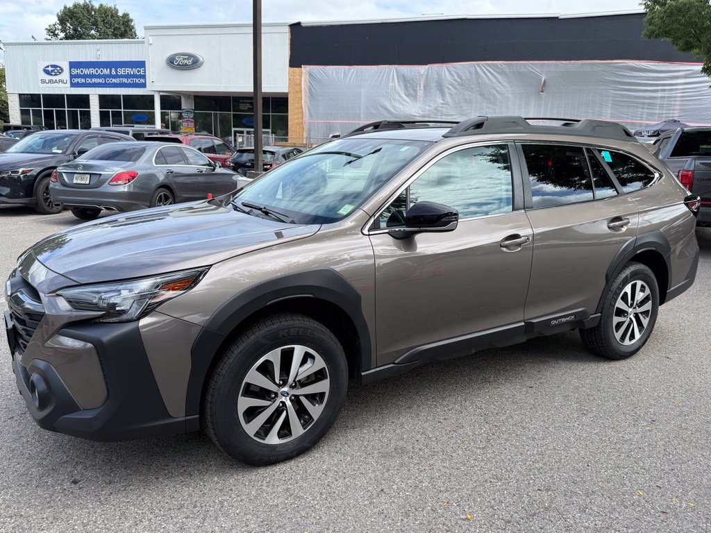 Certified 2024 Subaru Outback Premium AWD/4WD image 4