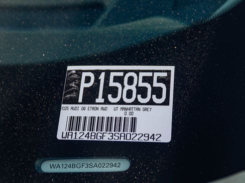 Certified 2025 Audi Q6 e-tron Premium Plus w/ Premium Plus image 32