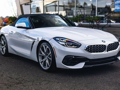 Used 2020 BMW Z4 sDrive30i w/ Convenience Package RWD image 6
