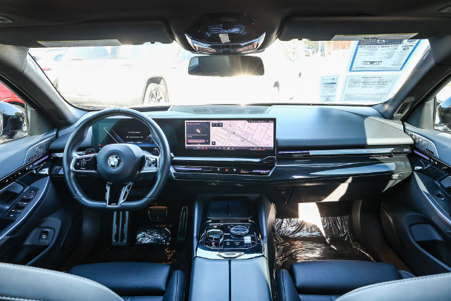 Used 2024 BMW 530i w/ M Sport Package RWD image 13