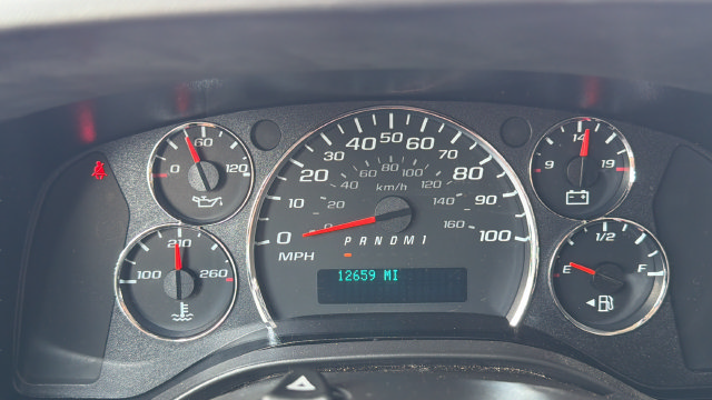 Used 2025 GMC Savana 2500 w/ Driver Convenience Package RWD image 17