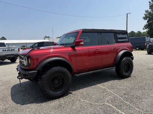 Used 2021 Ford Bronco Outer Banks w/ Sasquatch Package AWD/4WD image 26