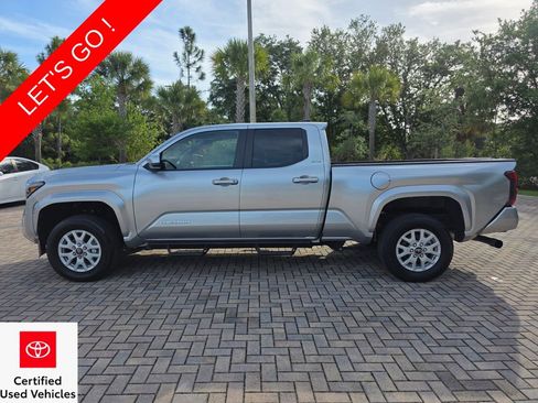 Certified 2025 Toyota Tacoma SR5 image 8