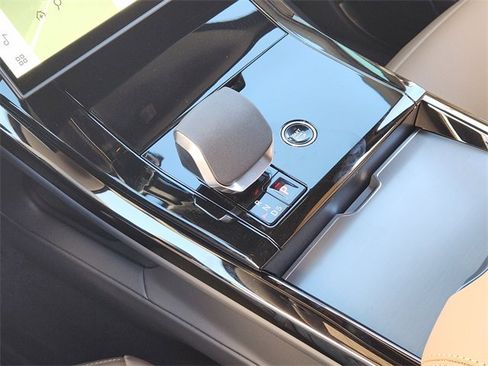 New 2026 Land Rover Range Rover Sport SE image 15