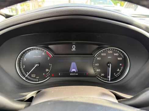 Used 2023 Cadillac XT4 Premium Luxury image 28