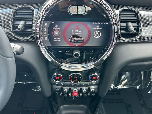 Used 2023 MINI Cooper S w/ Signature Upholstery Package image 24