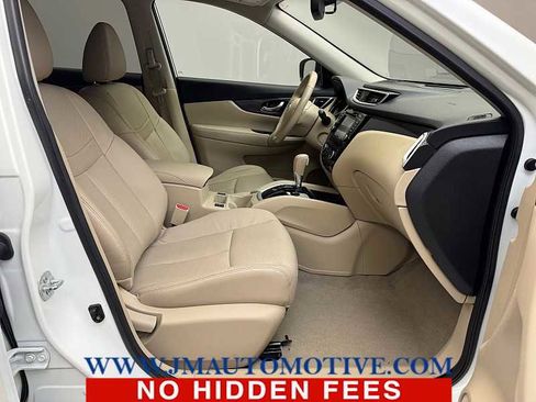 Used 2015 Nissan Rogue SL w/ SL Premium Package image 20