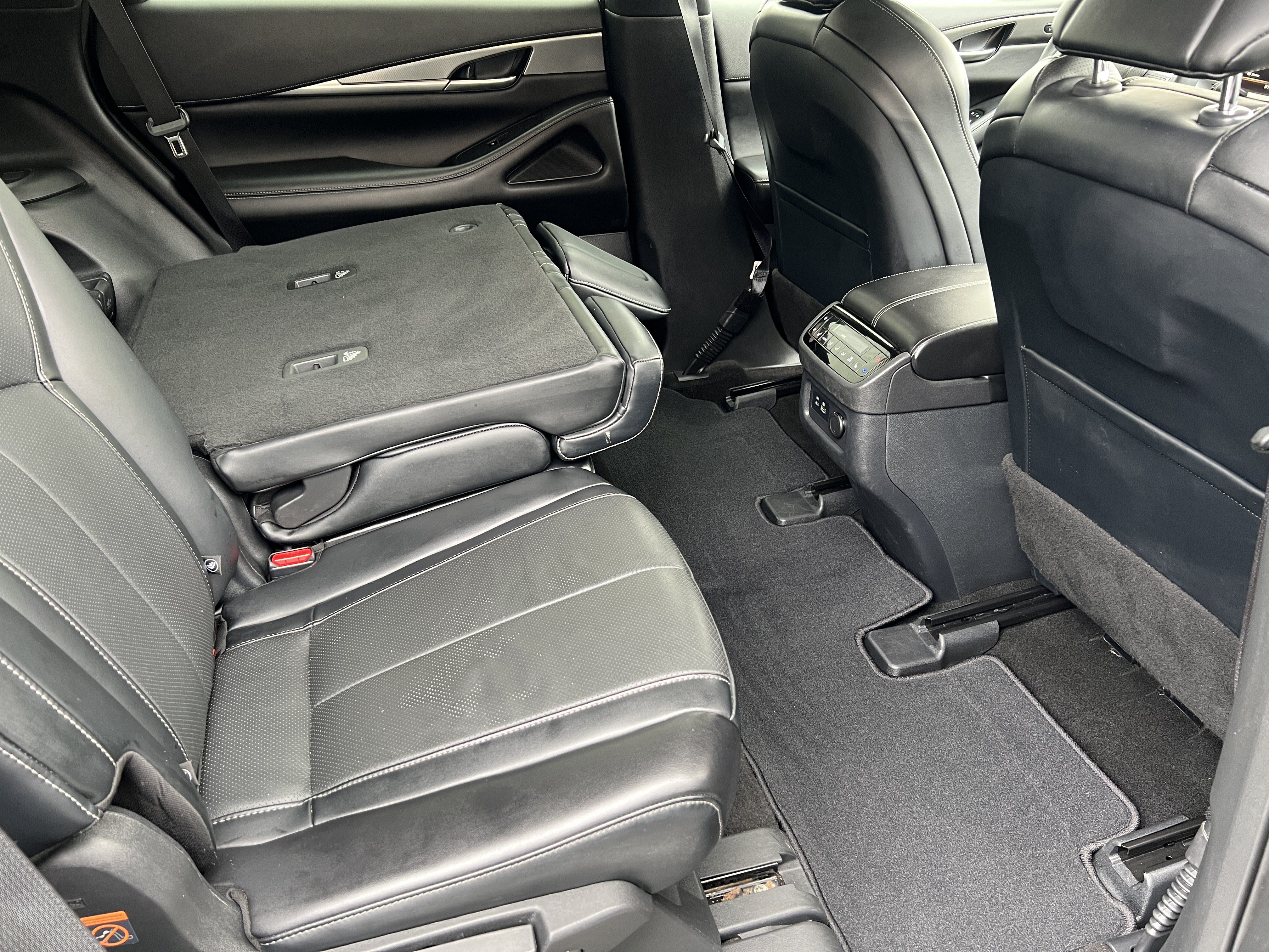 Used 2023 INFINITI QX60 Luxe AWD/4WD image 24