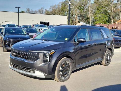 New 2026 Kia Carnival EX image 4