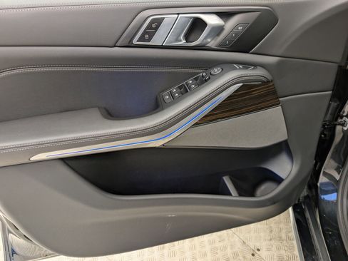 Certified 2024 BMW X5 xDrive40i w/ Premium Package image 13