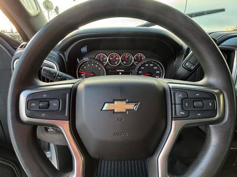 Used 2020 Chevrolet Silverado 1500 LT w/ Trailering Package AWD/4WD image 12