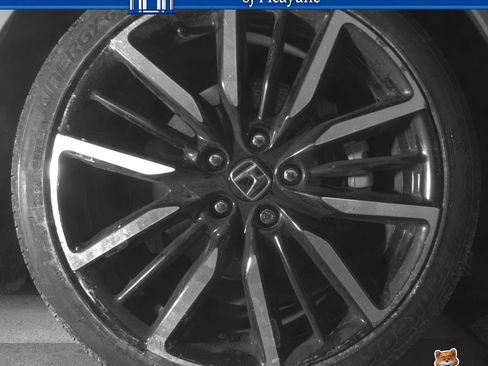 Used 2023 Honda Accord Touring image 11