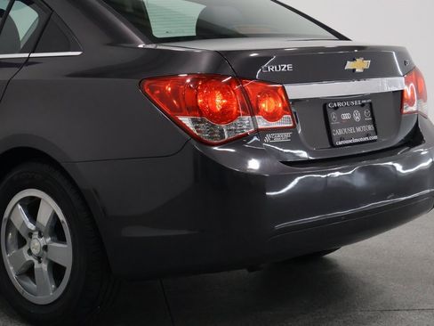 Used 2014 Chevrolet Cruze LT image 10