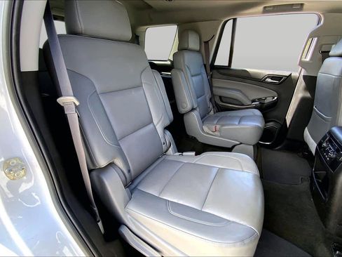 Used 2017 Chevrolet Tahoe LT w/ LT Signature Package RWD image 19