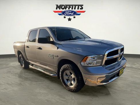 Used 2020 RAM 1500 Tradesman w/ Chrome Appearance Group AWD/4WD image 7