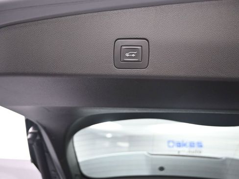 Used 2023 Buick Encore GX Select w/ Sport Touring Package image 32