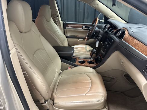 Used 2012 Buick Enclave Leather AWD/4WD image 34