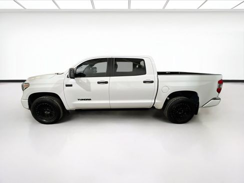 Used 2018 Toyota Tundra SR5 w/ TRD Off Road Package AWD/4WD image 23