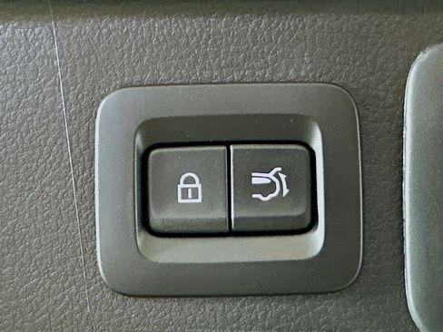 Used 2025 MAZDA CX-50 2.5 Hybrid w/ Premium Plus Pkg image 29