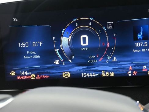 Used 2024 Chevrolet Traverse LS w/ Midnight/Sport Edition image 10