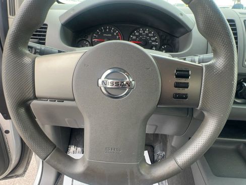 Used 2008 Nissan Frontier SE w/ SE Value Truck Pkg RWD image 10