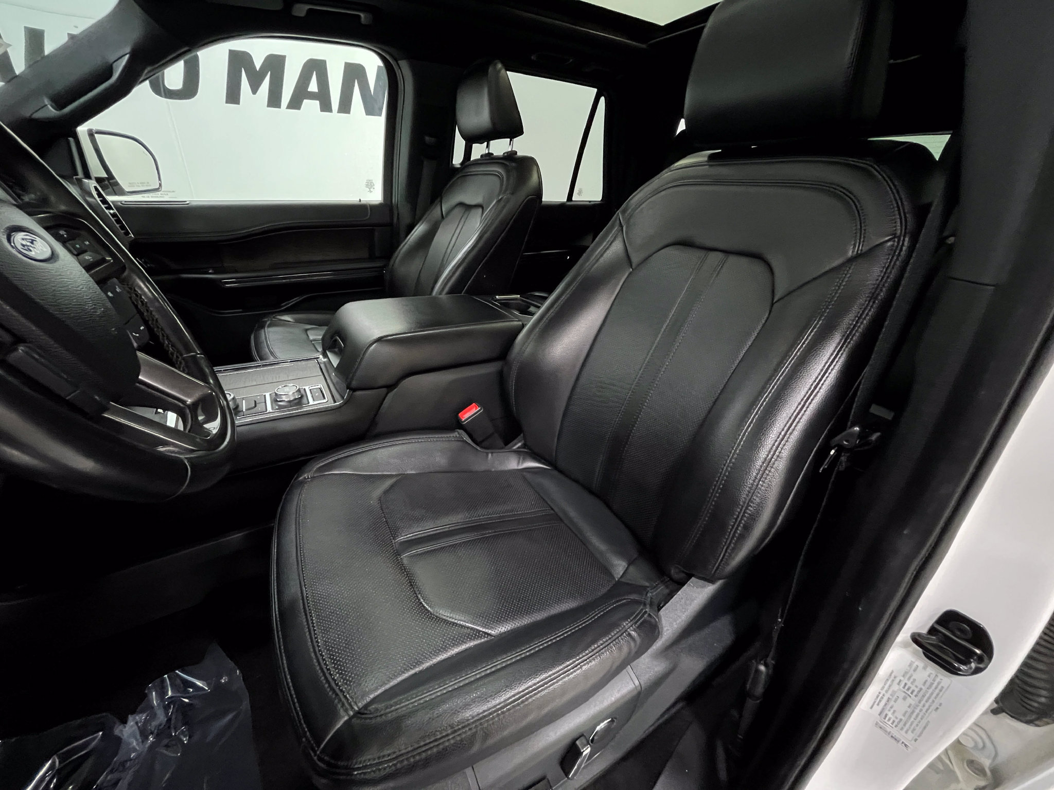 Used 2021 Ford Expedition Max Limited AWD/4WD image 14