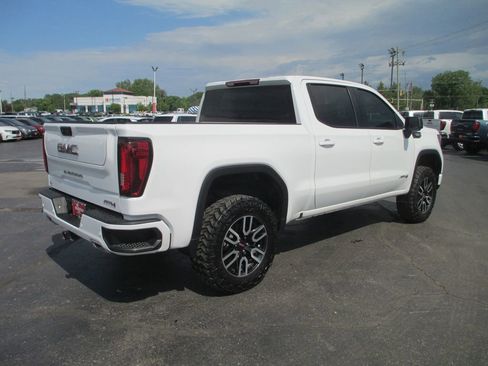 Used 2024 GMC Sierra 1500 AT4 AWD/4WD image 6